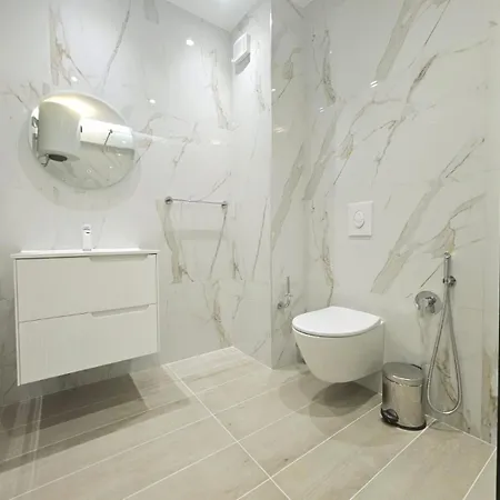 Spacious Sea View Saranda