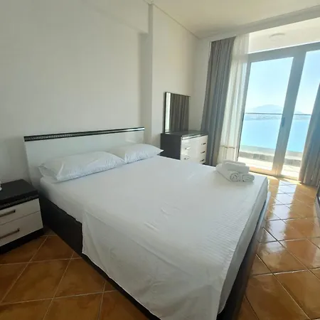 Spacious Sea View Apartament *
