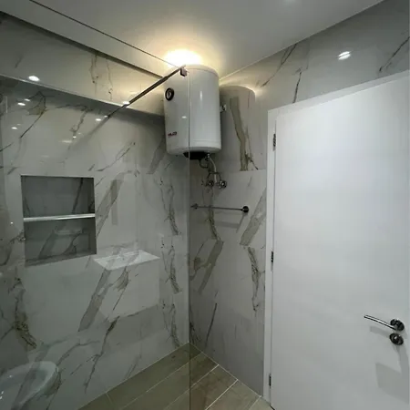 Spacious Sea View Apartament